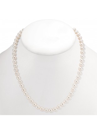Ladies 14 Karat Yellow Gold Freshwater Pearl Strand Necklace. 7.5-8mm "A" Quality